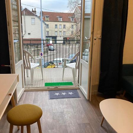 Appartamento Le Voyageur Besançon Esterno foto