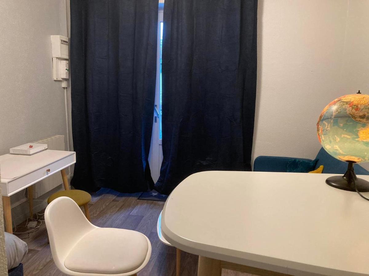 Appartamento Le Voyageur Besançon Esterno foto