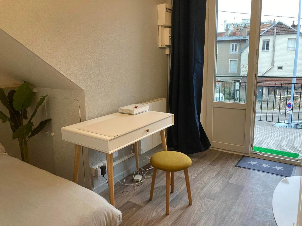 Appartamento Le Voyageur Besançon Esterno foto